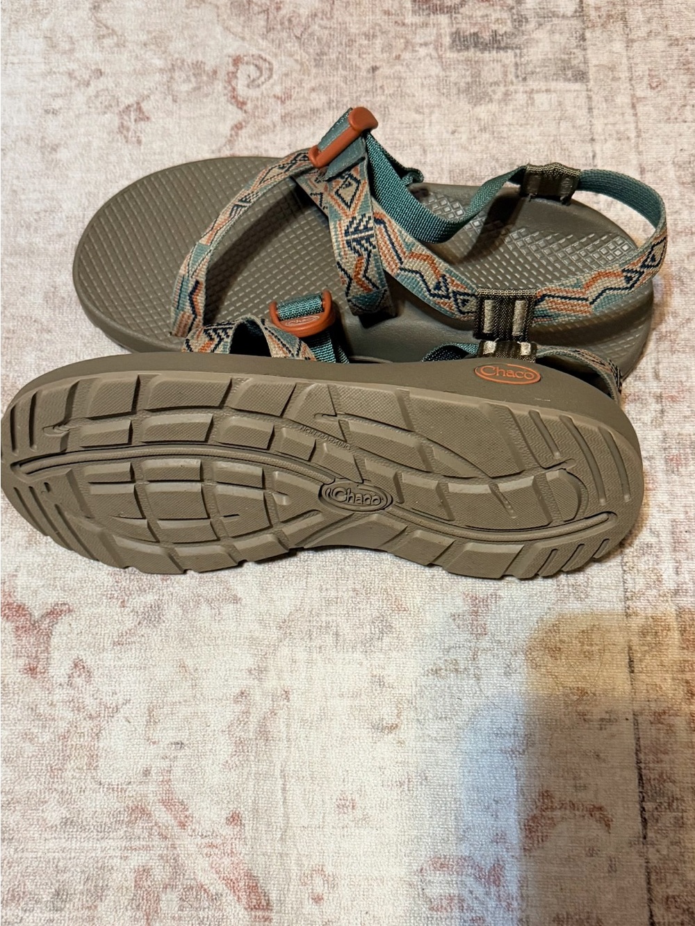 Chaco women’s Z1 sandal size 9 - Picture 2 of 4